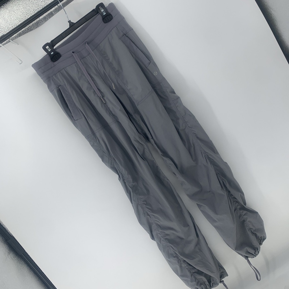 Lululemon Women's Pants Studio Ruched Gray  Size 4 Drawstring Hem Athletic
